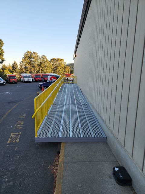 Grip-surface ramp deck and handrails