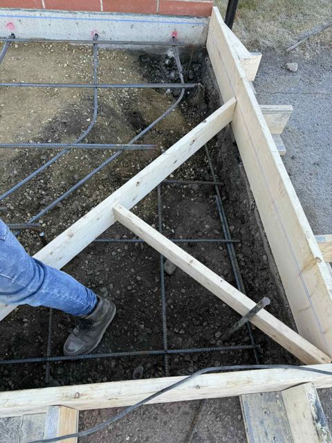 Formwork and rebar dowelled into the foundation